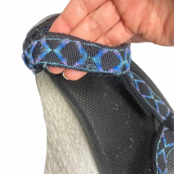 TEVA Unisex Original Universal Slingback Sandal Blue Print Size 9 Men -Pre-Owned main image 14